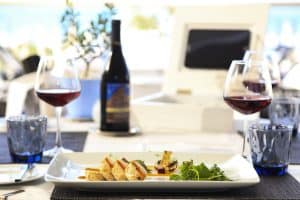 Read more about the article Pinot Noir Vs. Merlot: Comparison Guide